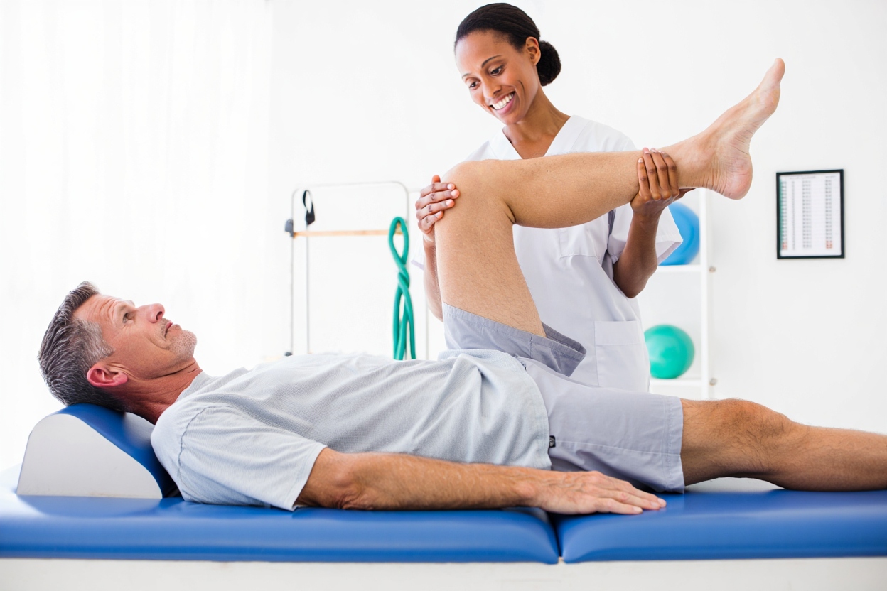 ejercicio piernas protesis de cadera